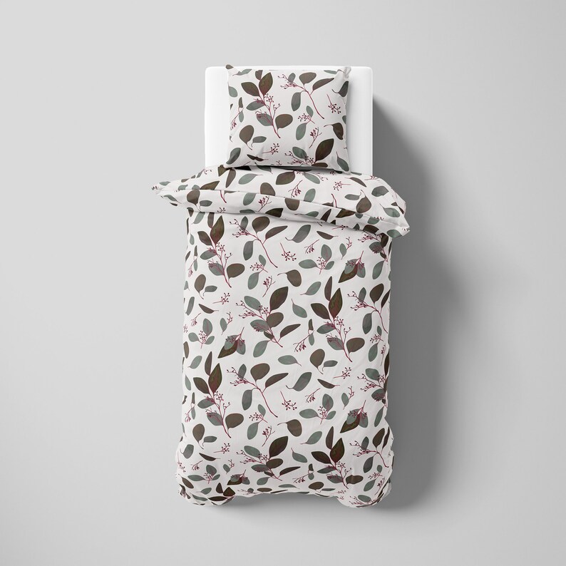 Dark Leaves Bedding Comforter Set