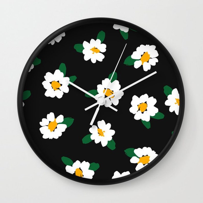Black And White Floral Wall Decor Daisy Wall Clock Gift For Home Decoration 12 X 12 Inches