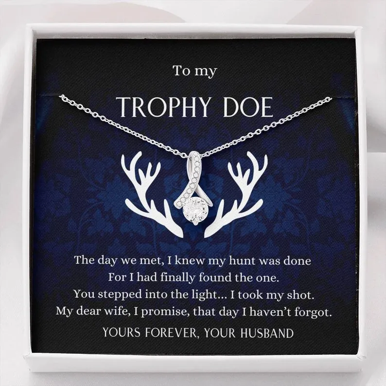 Personalize Necklace Gift For Trophy Doe Wife Alluring Beauty Necklace With Message Card And Box