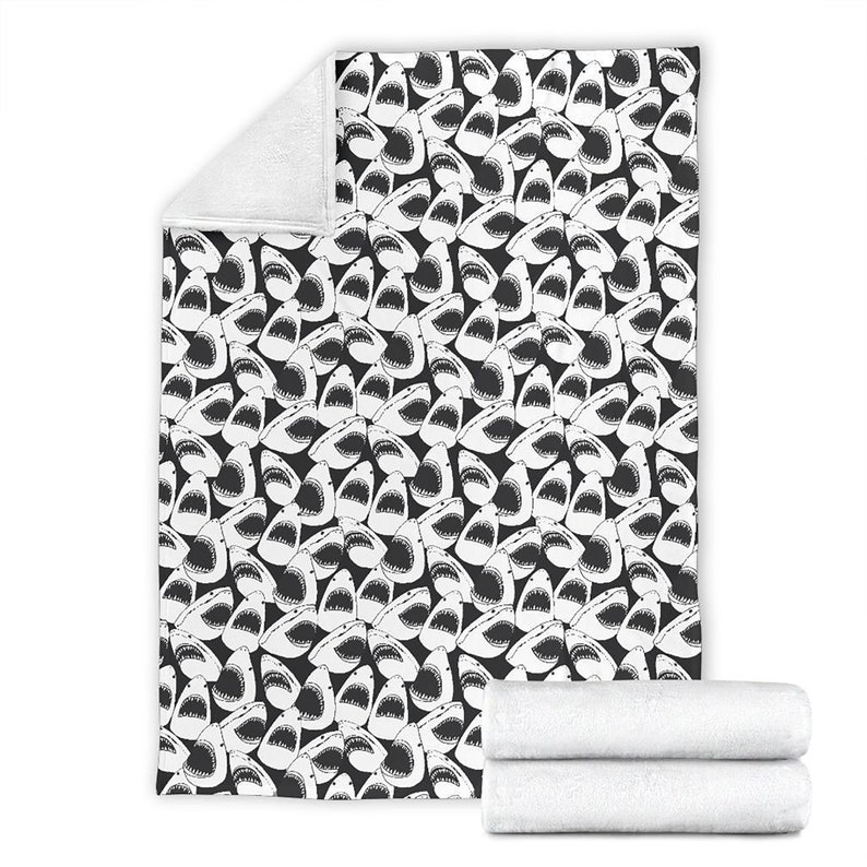Shark Pattern Fleece Blanket Quilt Bedding Print For Women Men Kids Gifts